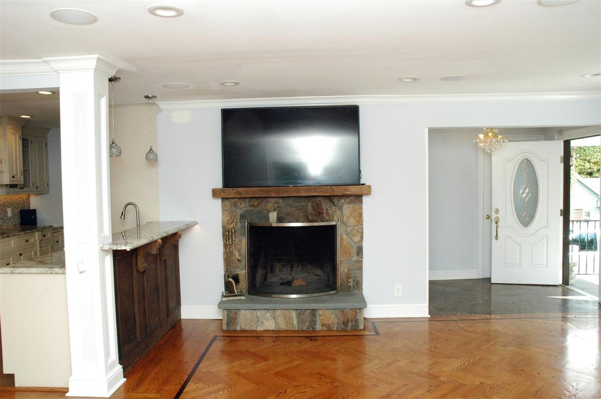 Fireplace, Interior, Recessed Lighting, Wood Texture Flooring