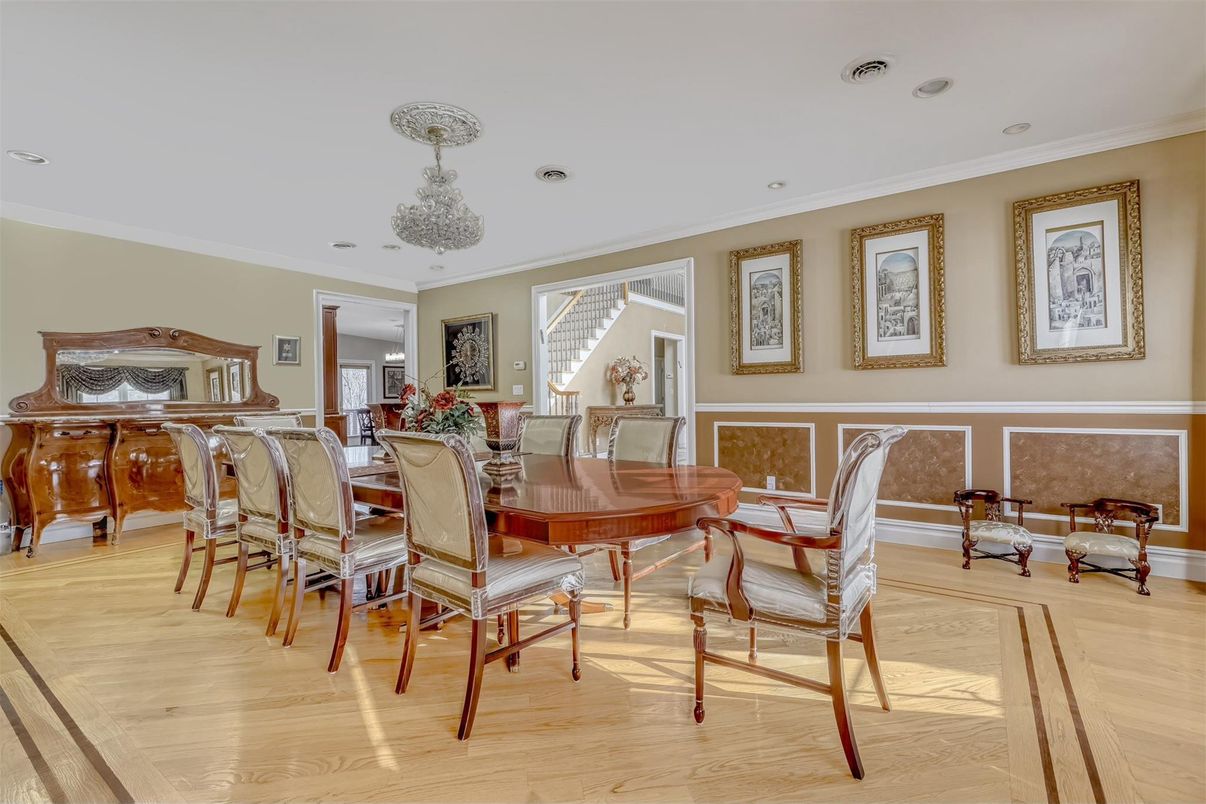 Dining room, Interior, Recessed Lighting, Wood Texture Flooring