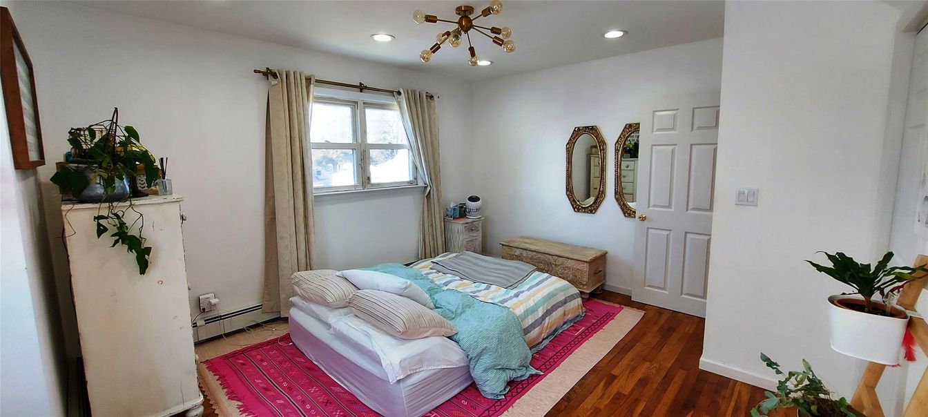 Bedroom, Interior, Pendant Lights, Recessed Lighting, Wood Texture Flooring