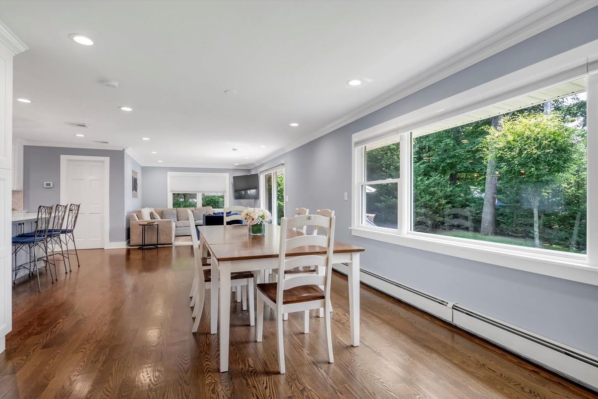 Dining room, Interior, Recessed Lighting, Wood Texture Flooring