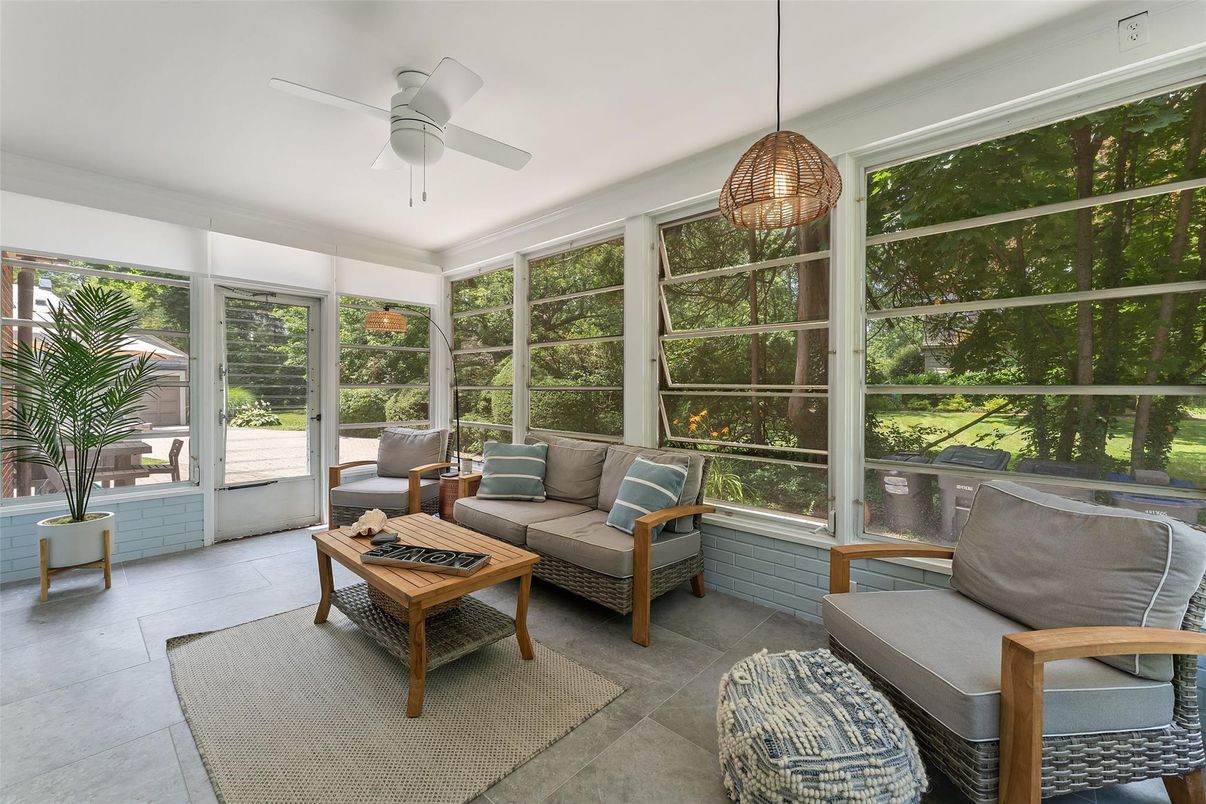 Interior, Living room, Pendant Lights, Sun Room