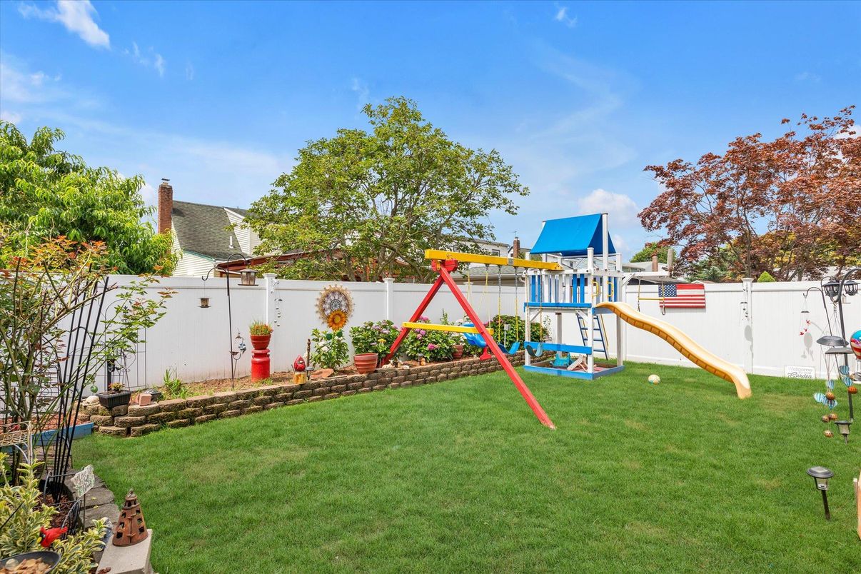 Backyard, Exterior, Playground
