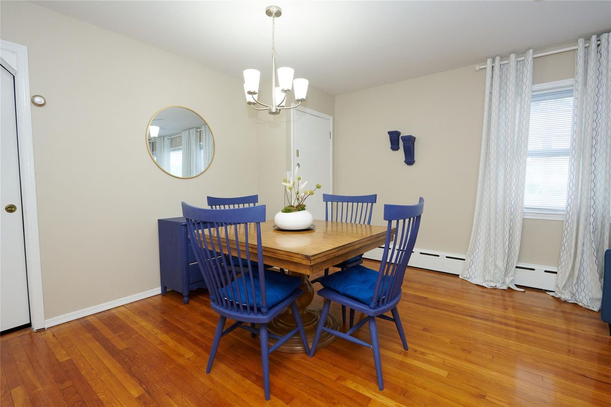 Chandelier, Dining room, Interior, Pendant Lights, Wood Texture Flooring
