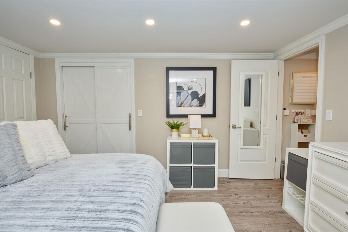 Bedroom, Interior, Recessed Lighting, Wood Texture Flooring