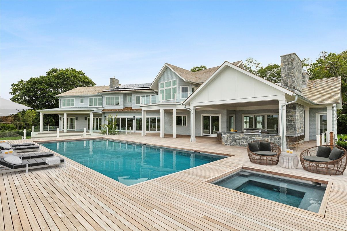 Exterior, Pool, Solar Panels