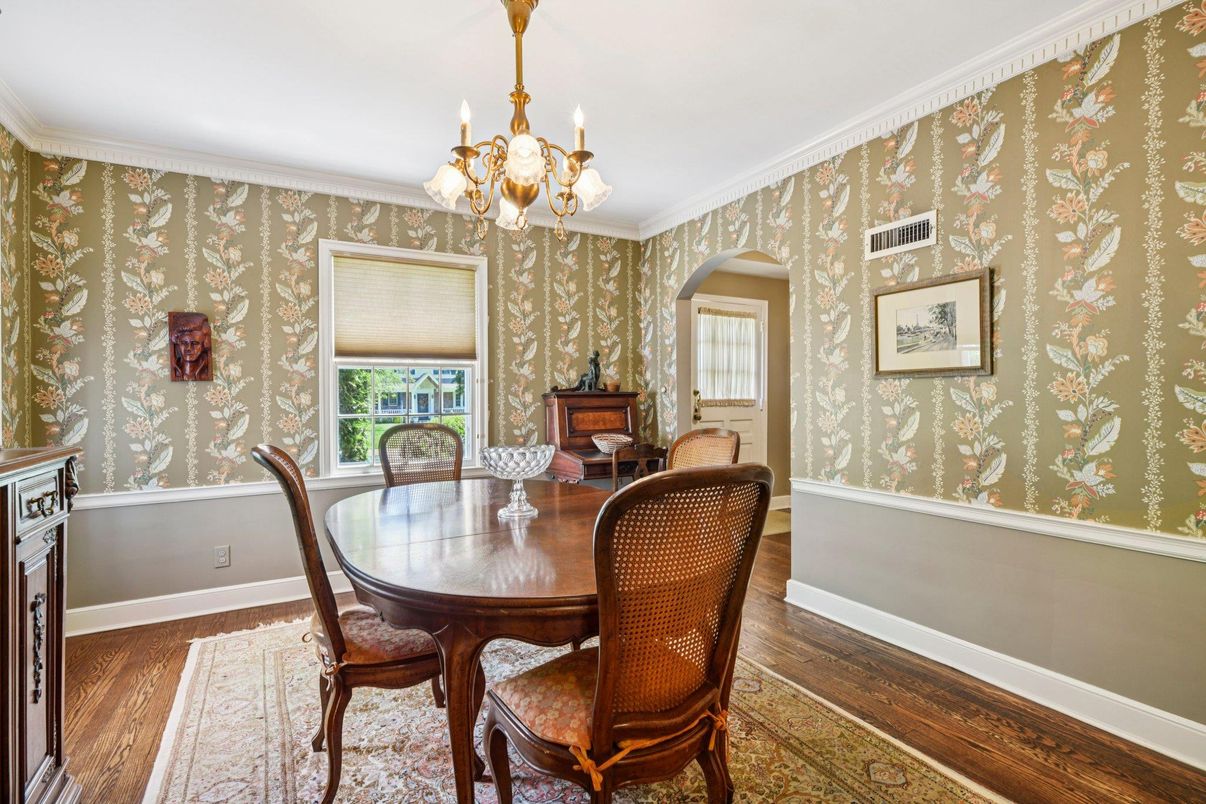 Chandelier, Dining room, Interior, Wood Texture Flooring