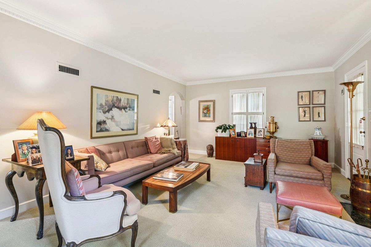 Interior, Living room