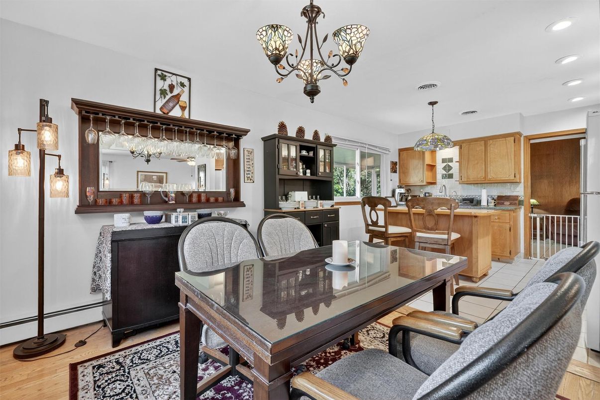 Chandelier, Dining room, Interior, Kitchen, Recessed Lighting, Wood Texture Flooring