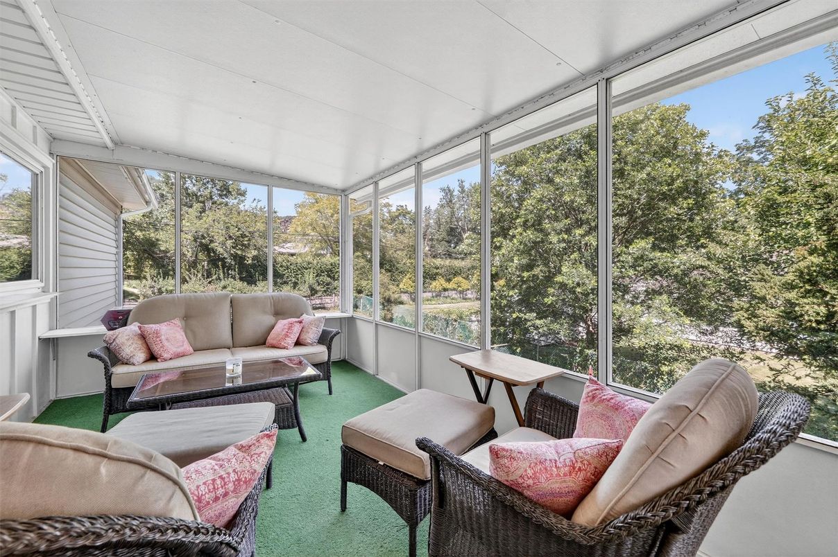Interior, Living room, Sun Room