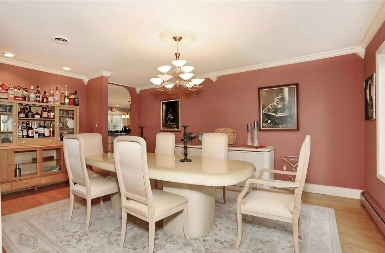 Chandelier, Dining room, Interior, Recessed Lighting, Wood Texture Flooring