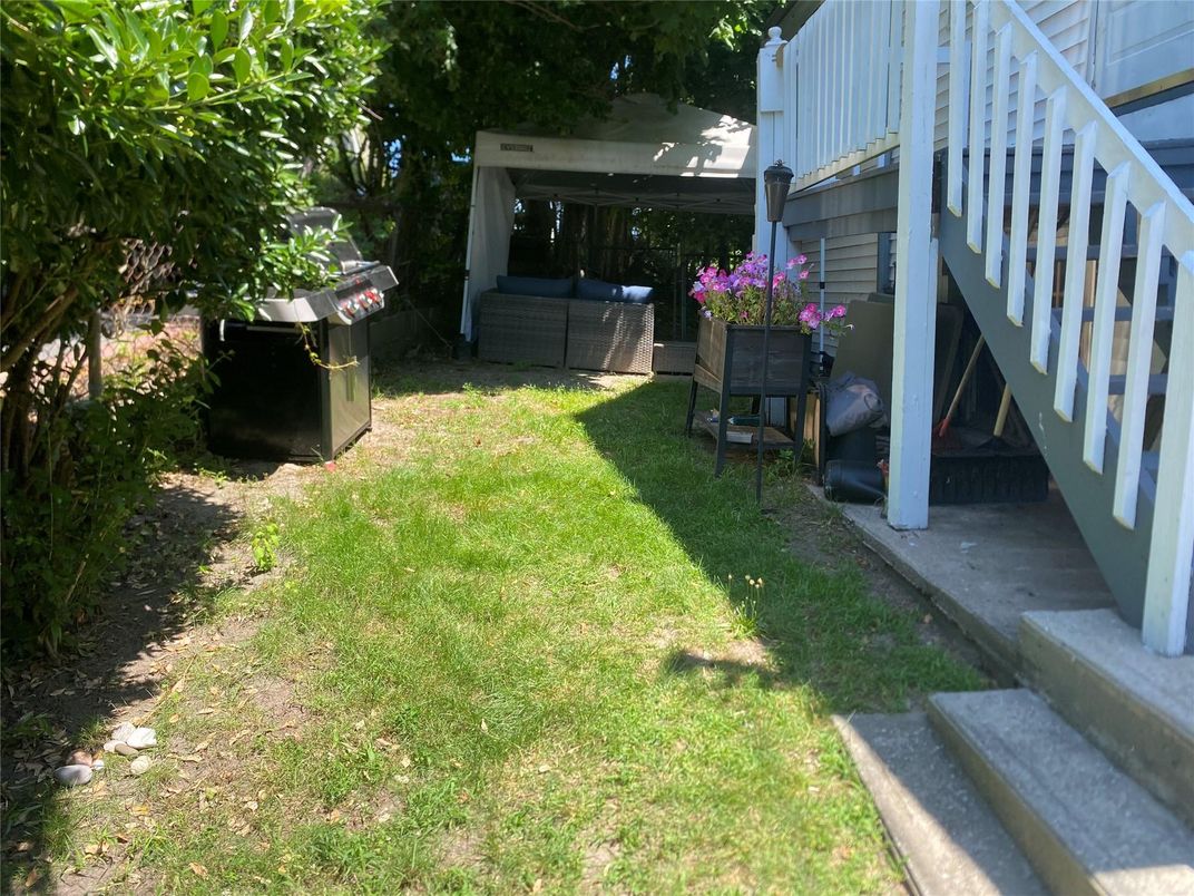Backyard, Exterior, Hot Tub