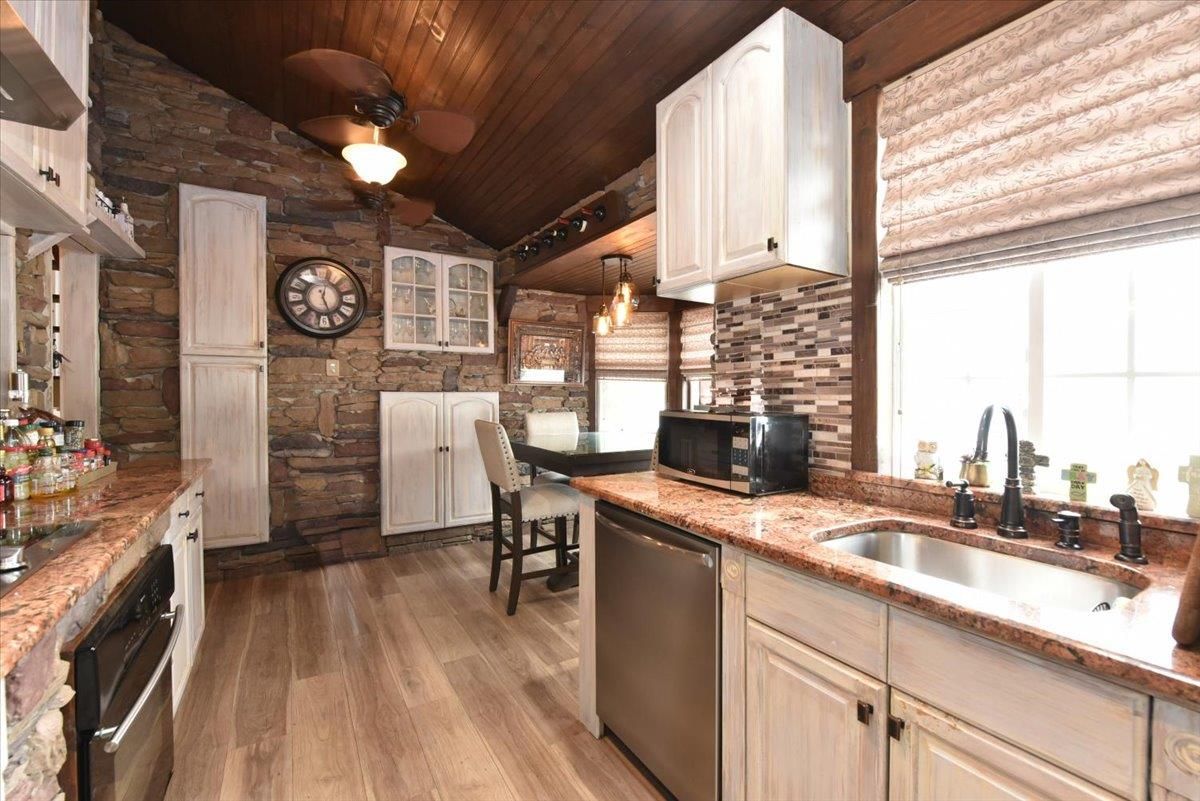 Dining room, Interior, Kitchen, Stone Walls, Wooden Ceilings, Wood Texture Flooring