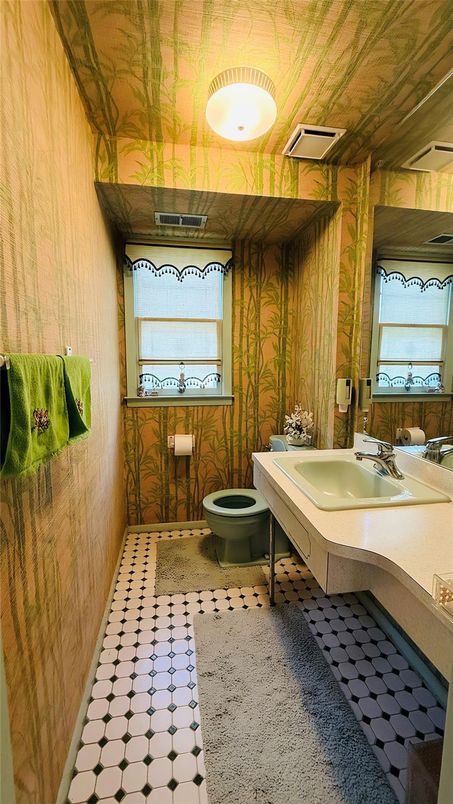 Bathroom, Interior