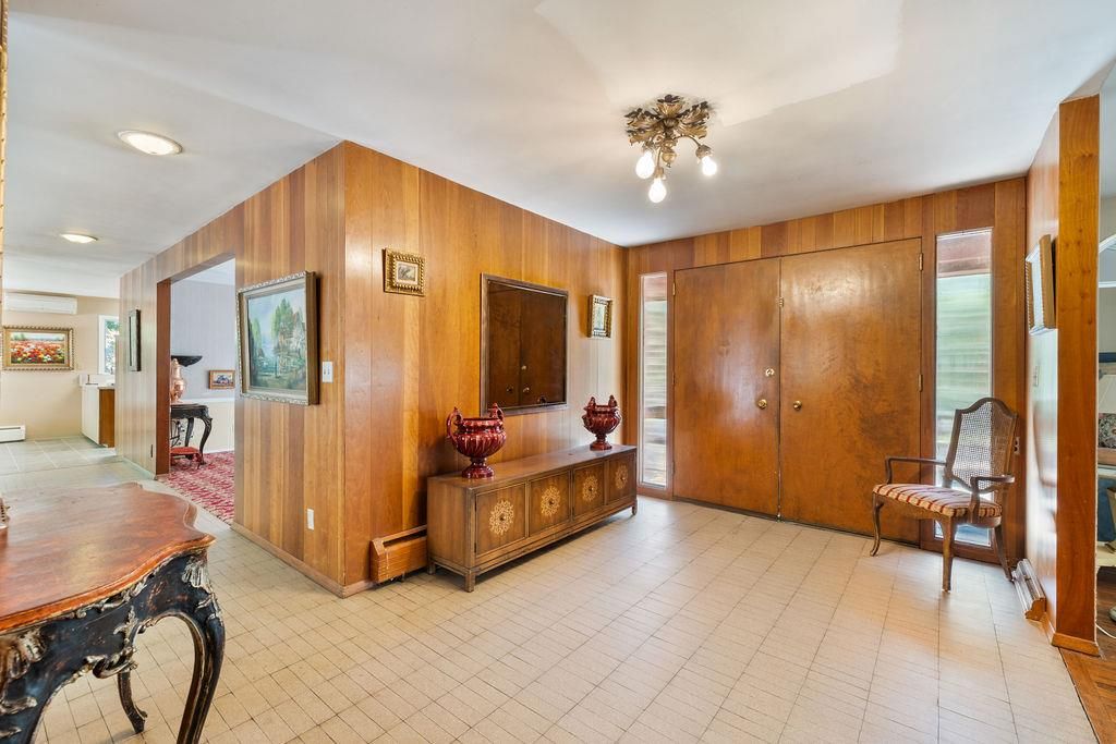 Interior, Recessed Lighting, Wooden Walls