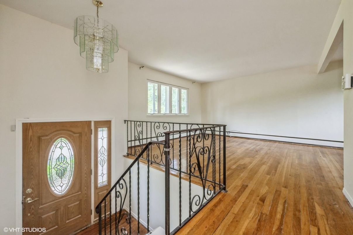 Chandelier, Interior, Wood Texture Flooring