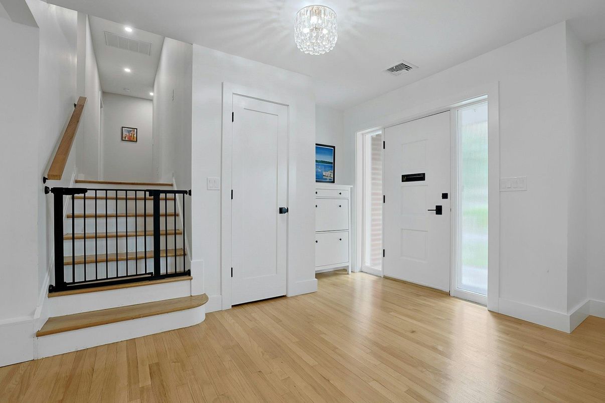 Chandelier, Interior, Recessed Lighting, Wood Texture Flooring