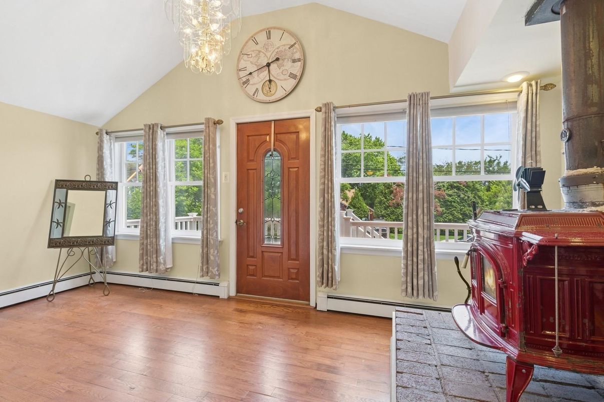 Chandelier, Interior, Wood Texture Flooring