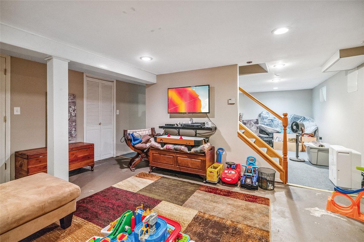 Interior, Recessed Lighting