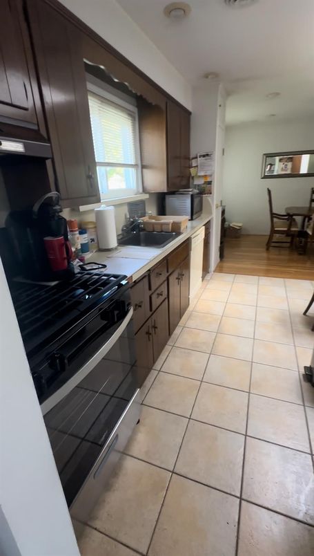 Dining room, Interior, Kitchen, Recessed Lighting