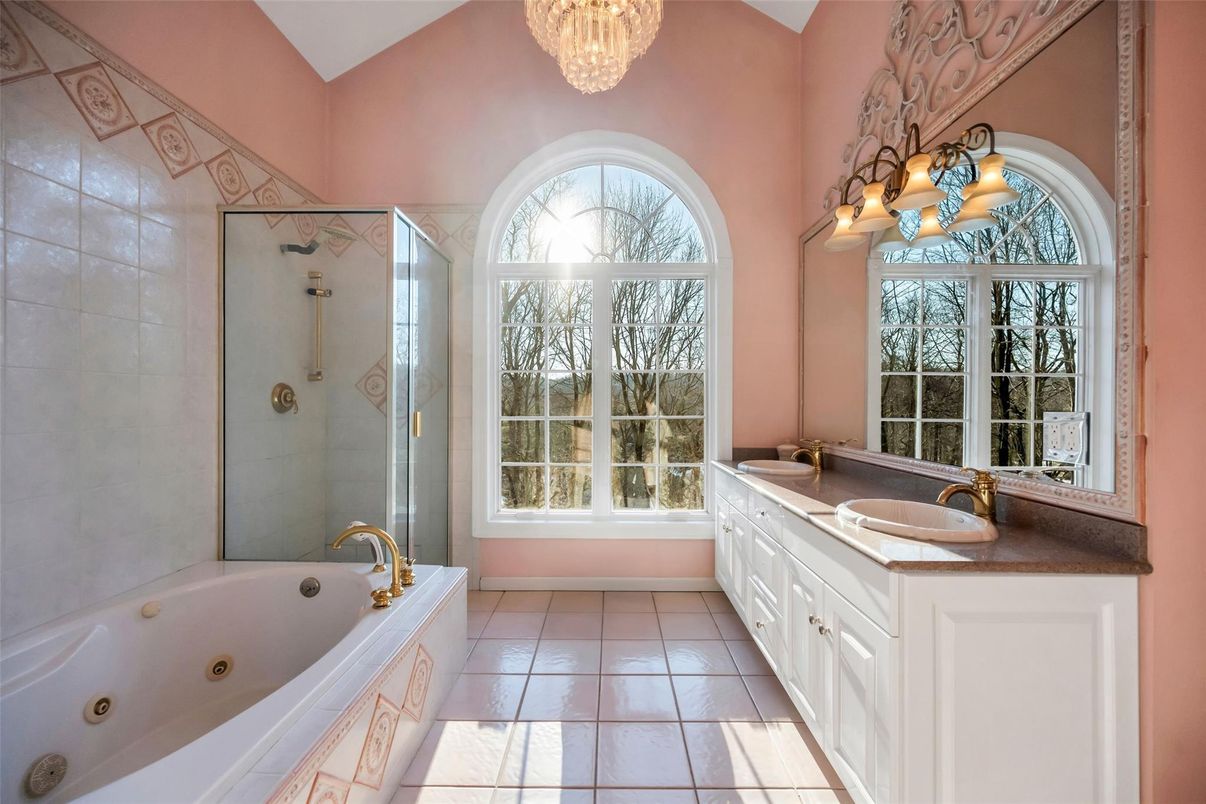 Bathroom, Chandelier, Dual Sink Vanities, Glass Shower, Interior