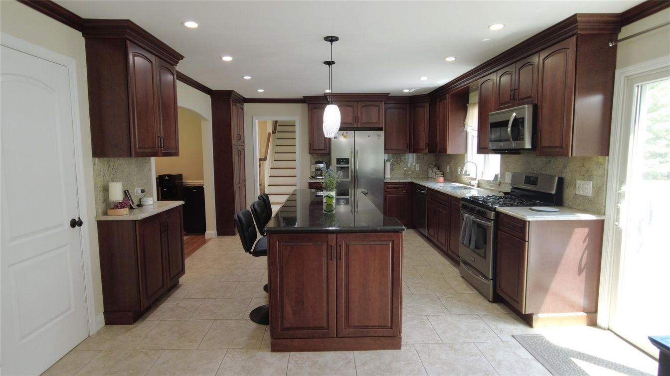 Interior, Kitchen, Pendant Lights, Recessed Lighting, Stainless Steel Appliances