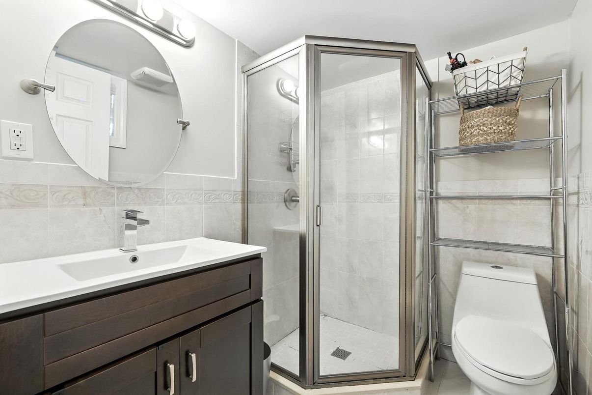 Bathroom, Glass Shower, Interior