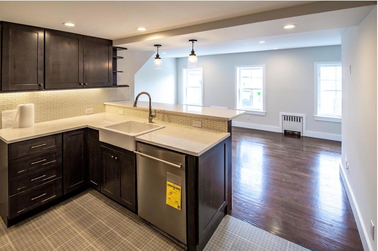 Interior, Kitchen, Pendant Lights, Recessed Lighting, Wood Texture Flooring