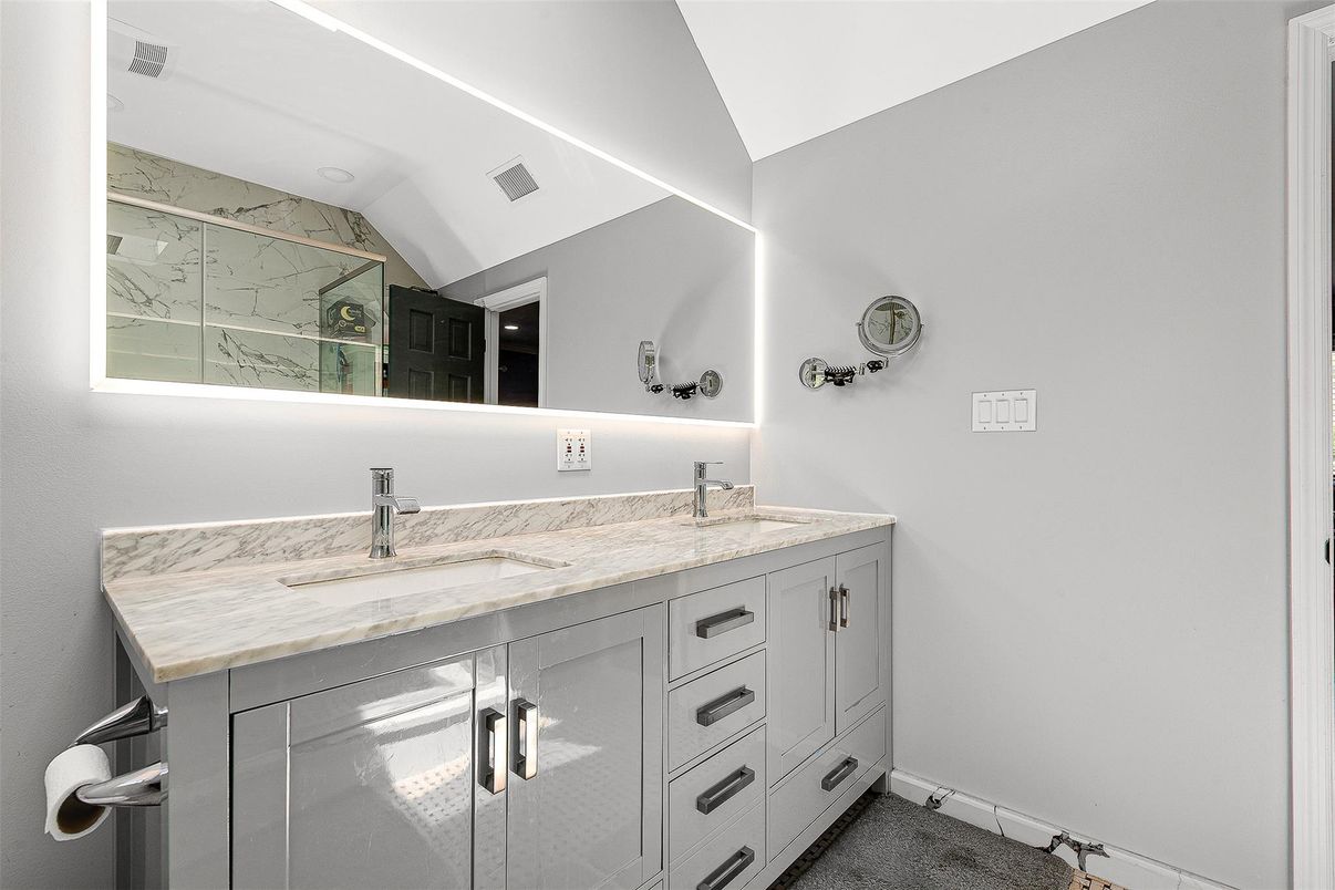 Bathroom, Interior, Marble Walls