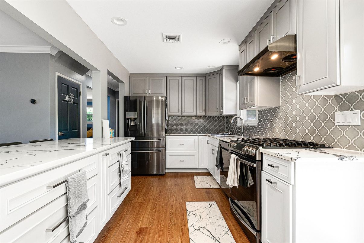 Interior, Kitchen, Recessed Lighting, Stainless Steel Appliances, Wood Texture Flooring