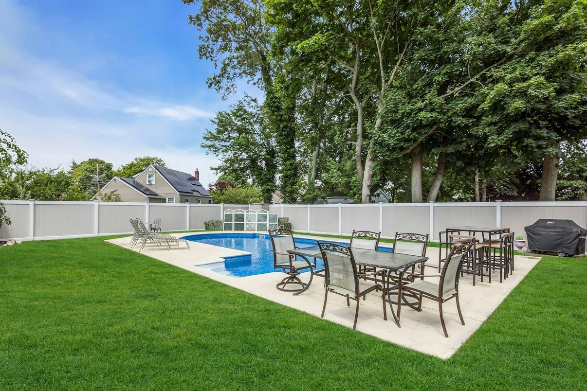 Backyard, Exterior, Pool