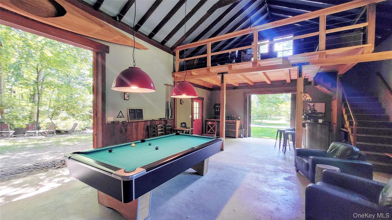Billiard Table, Game Room, Interior, Pendant Lights