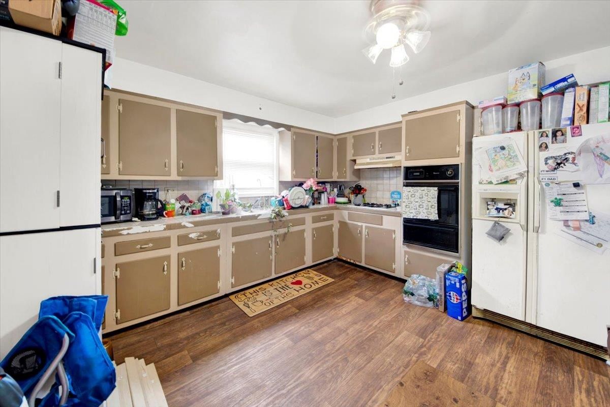 Interior, Kitchen, Wood Texture Flooring