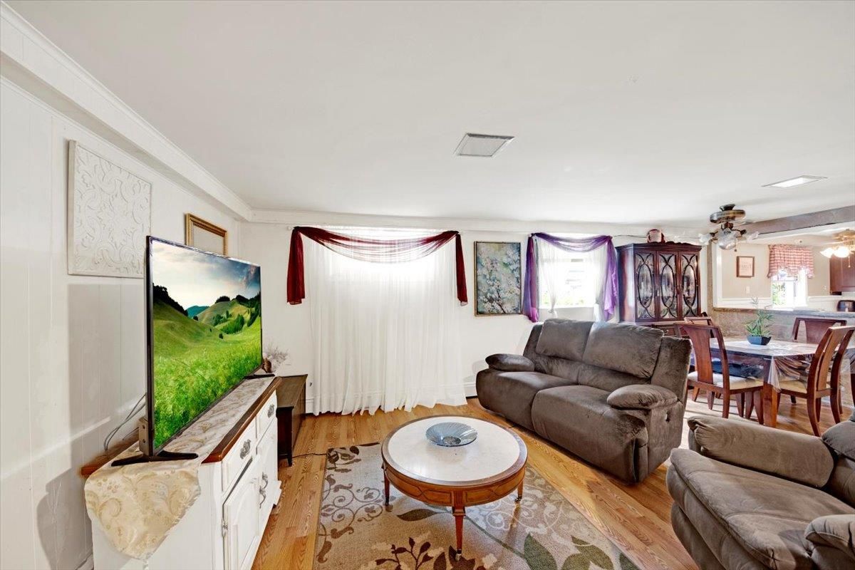 Dining room, Interior, Living room, Wood Texture Flooring
