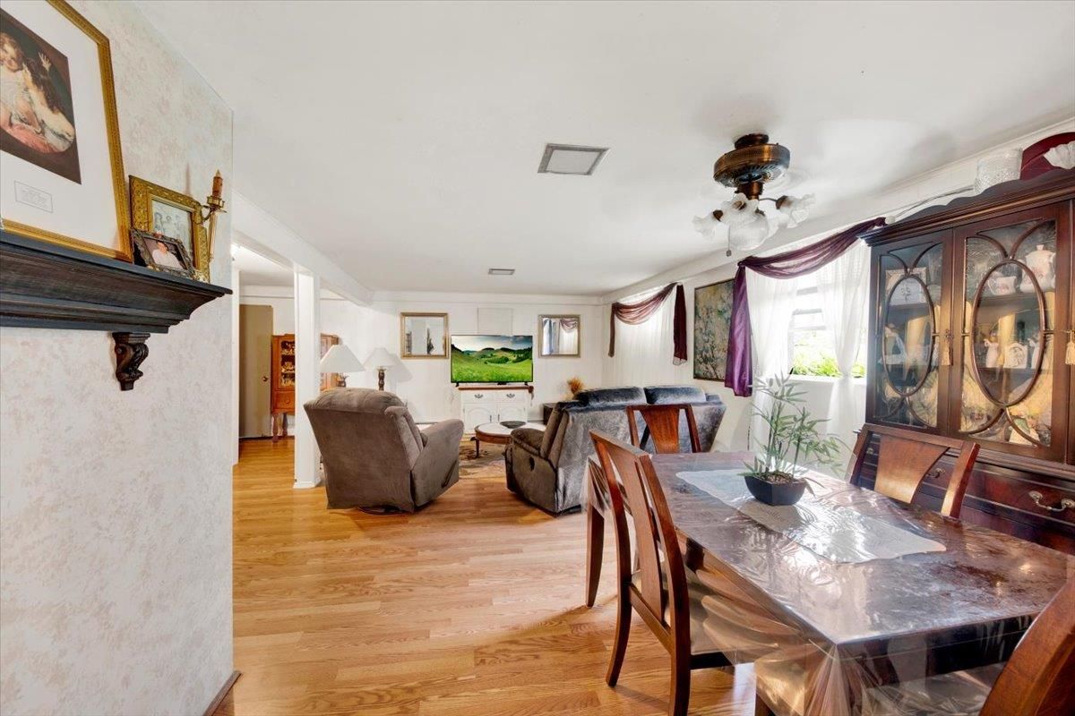 Dining room, Interior, Living room, Wood Texture Flooring