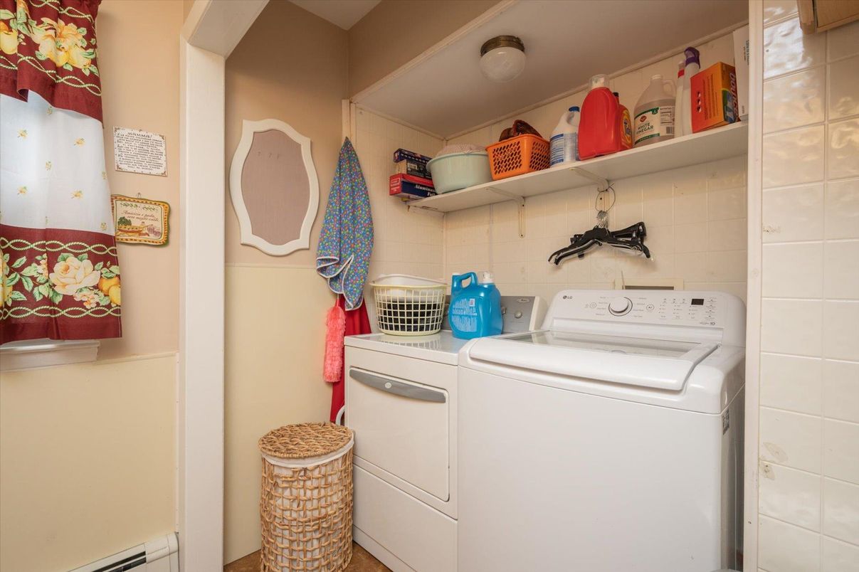 Interior, Utility Closets, Washer