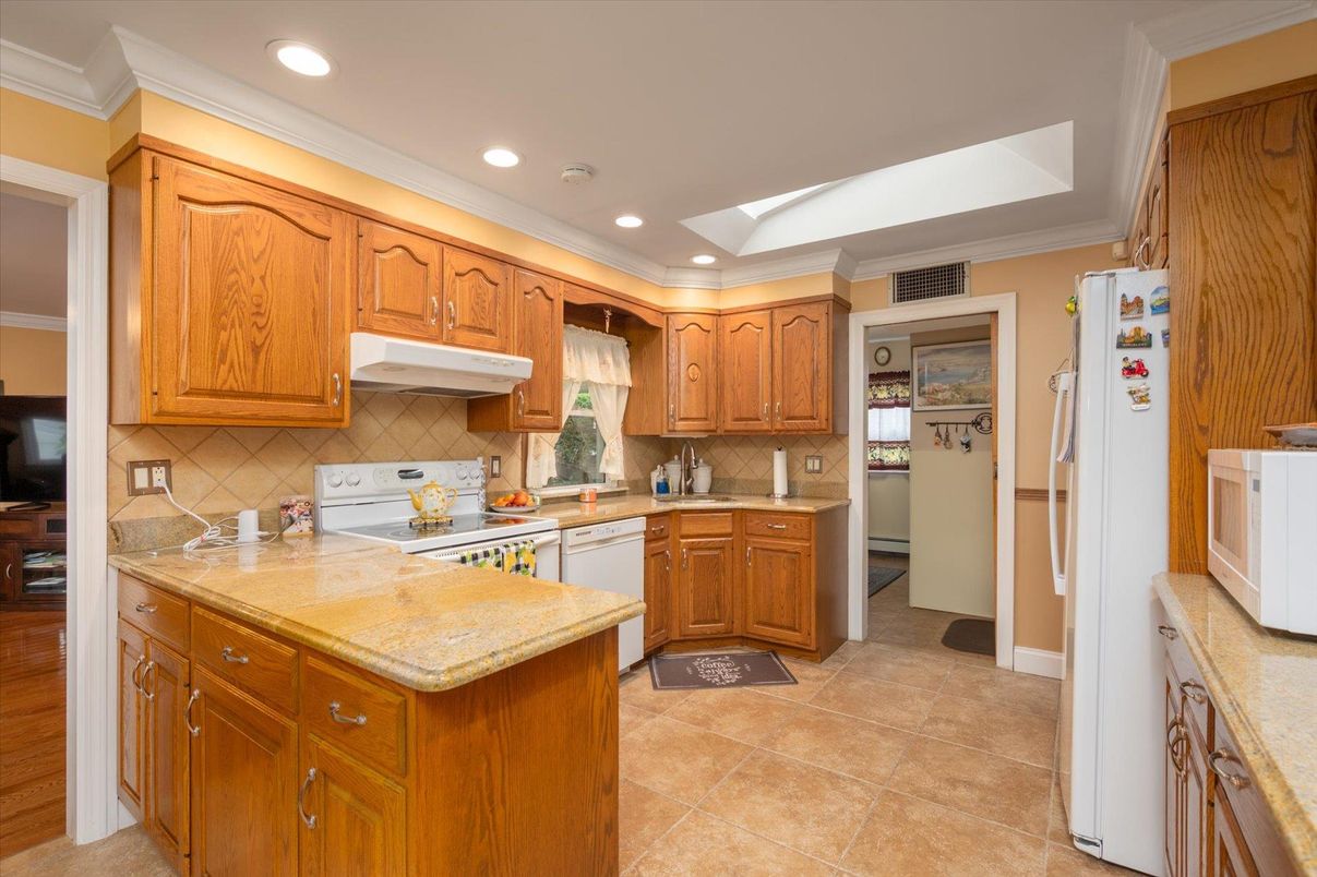 Interior, Kitchen, Recessed Lighting