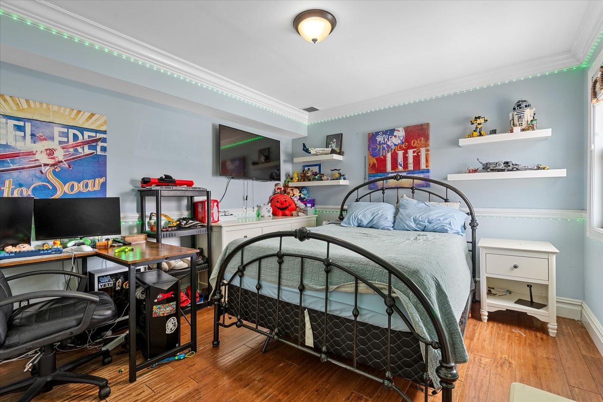 Bedroom, Interior, Wood Texture Flooring