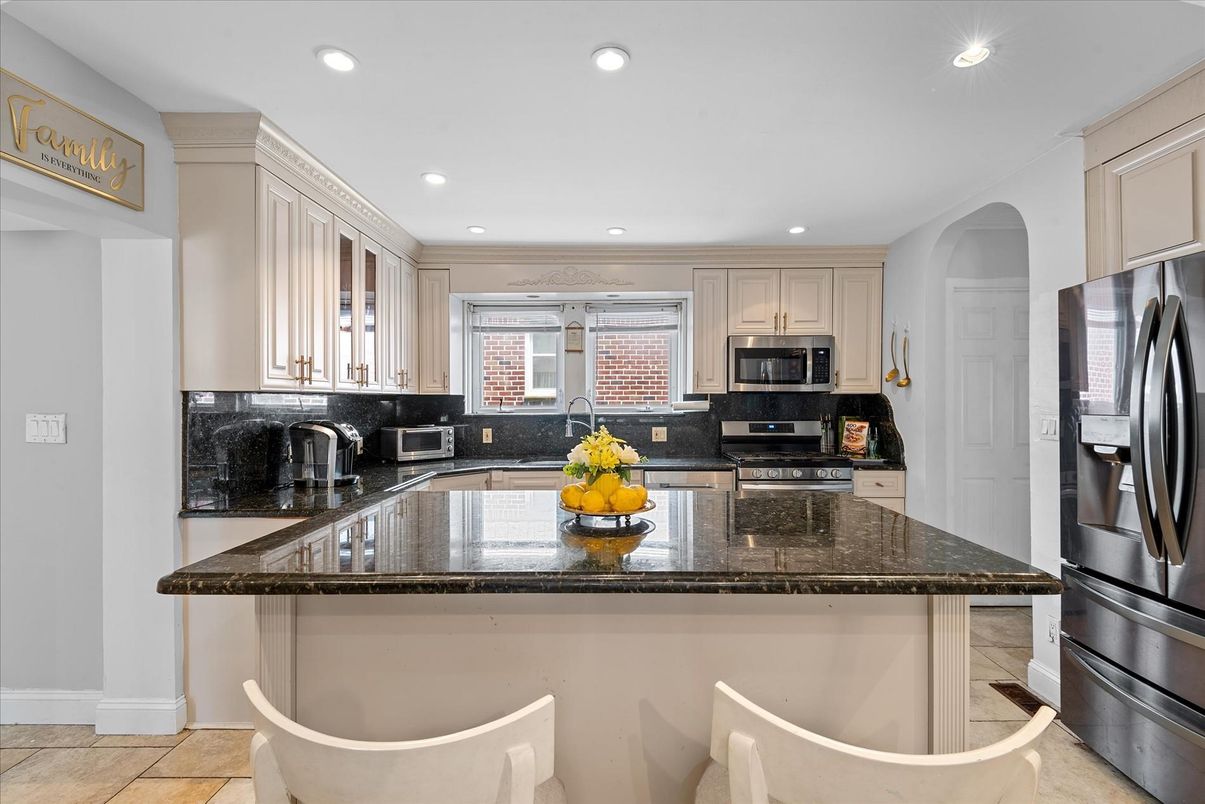 Interior, Kitchen, Recessed Lighting