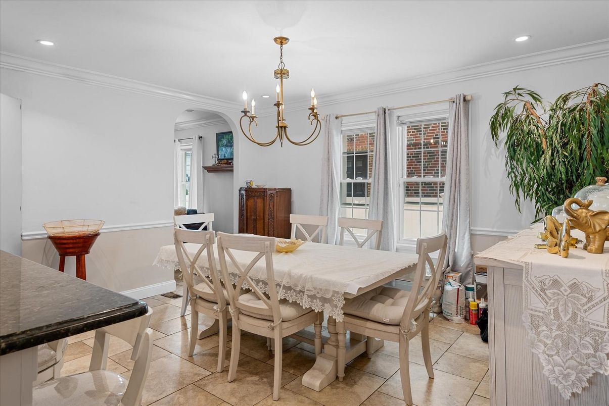 Chandelier, Dining room, Interior, Recessed Lighting