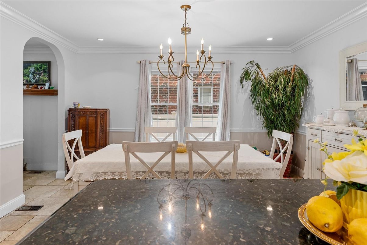 Chandelier, Dining room, Interior, Recessed Lighting