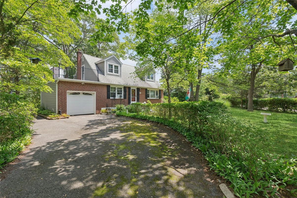 Attached, Exterior, Facade, Brick Facade, Cape Cod