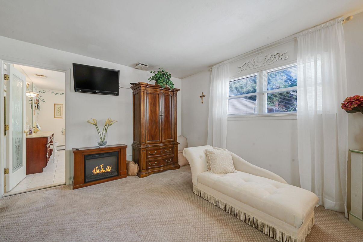 Fireplace, Interior