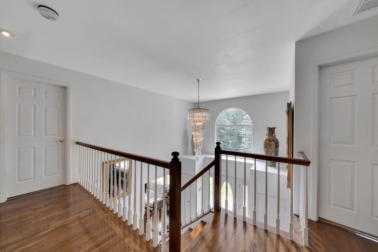 Chandelier, Interior, Recessed Lighting, Wood Texture Flooring