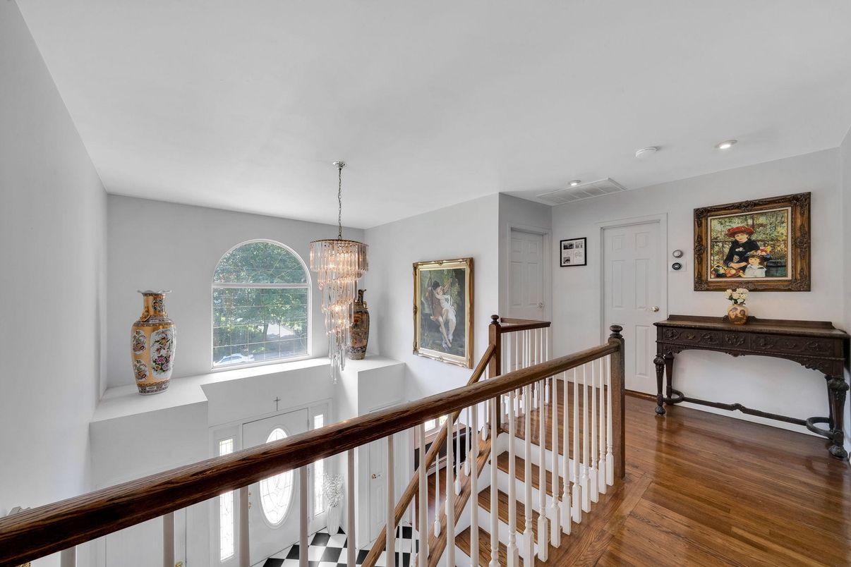 Chandelier, Interior, Recessed Lighting, Wood Texture Flooring