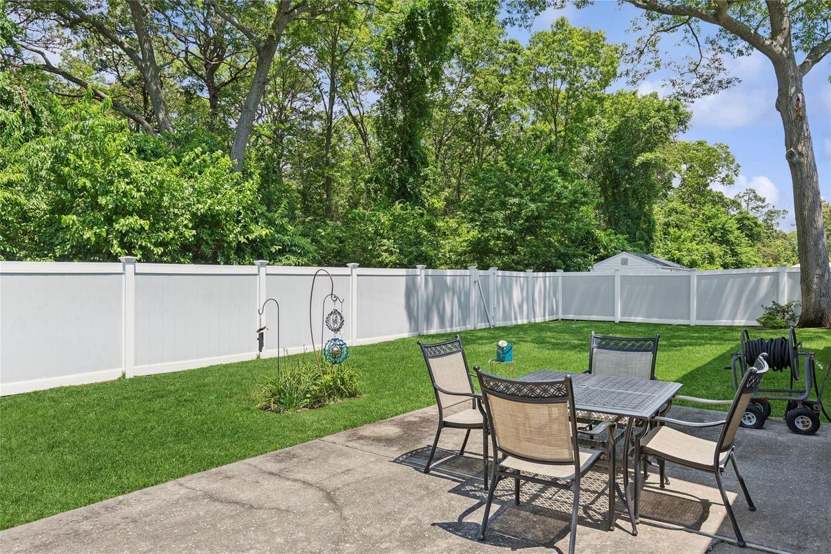 Backyard, Exterior