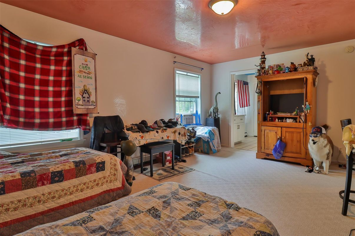 Bedroom, Fitness Equipment, Interior