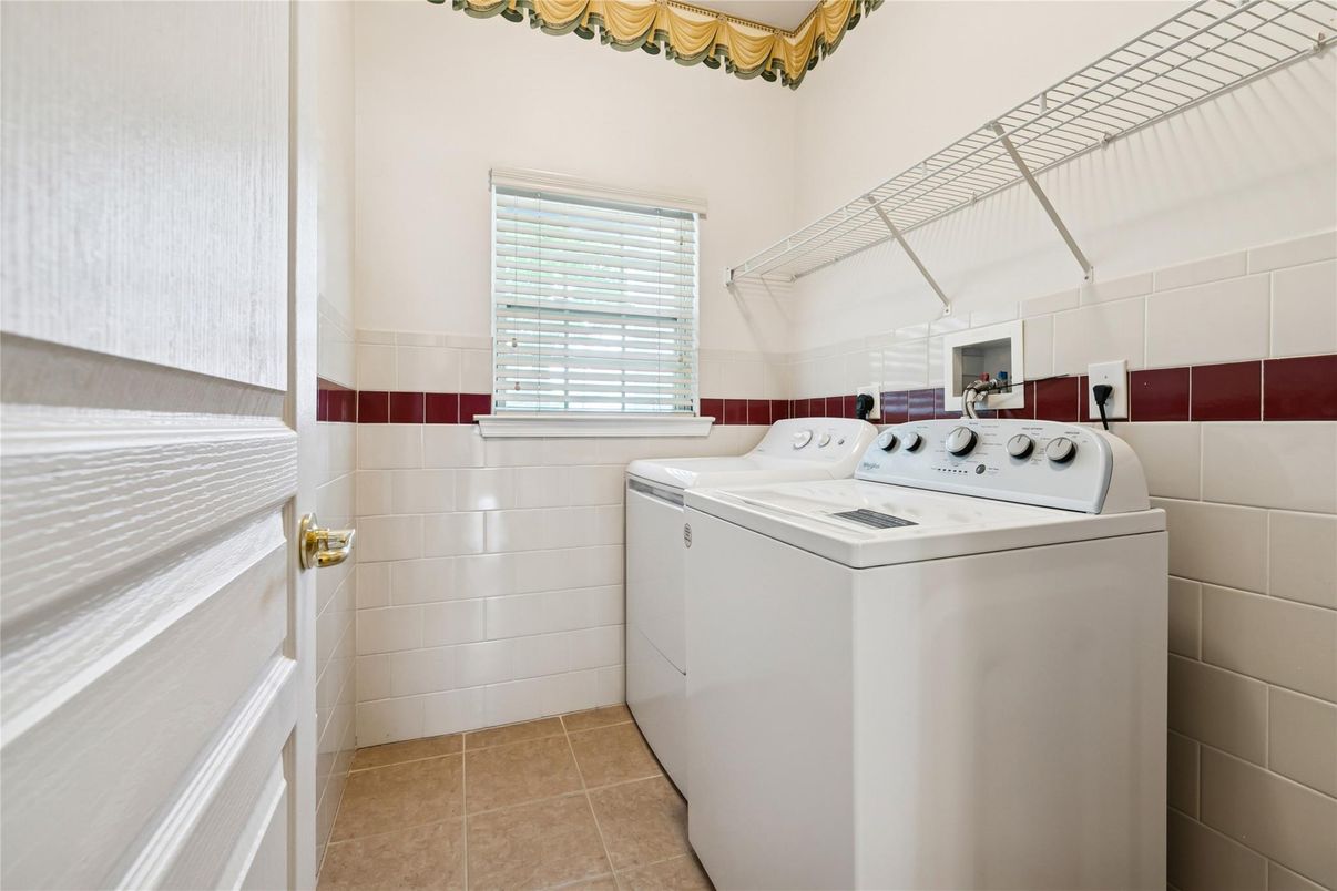 Interior, Washer