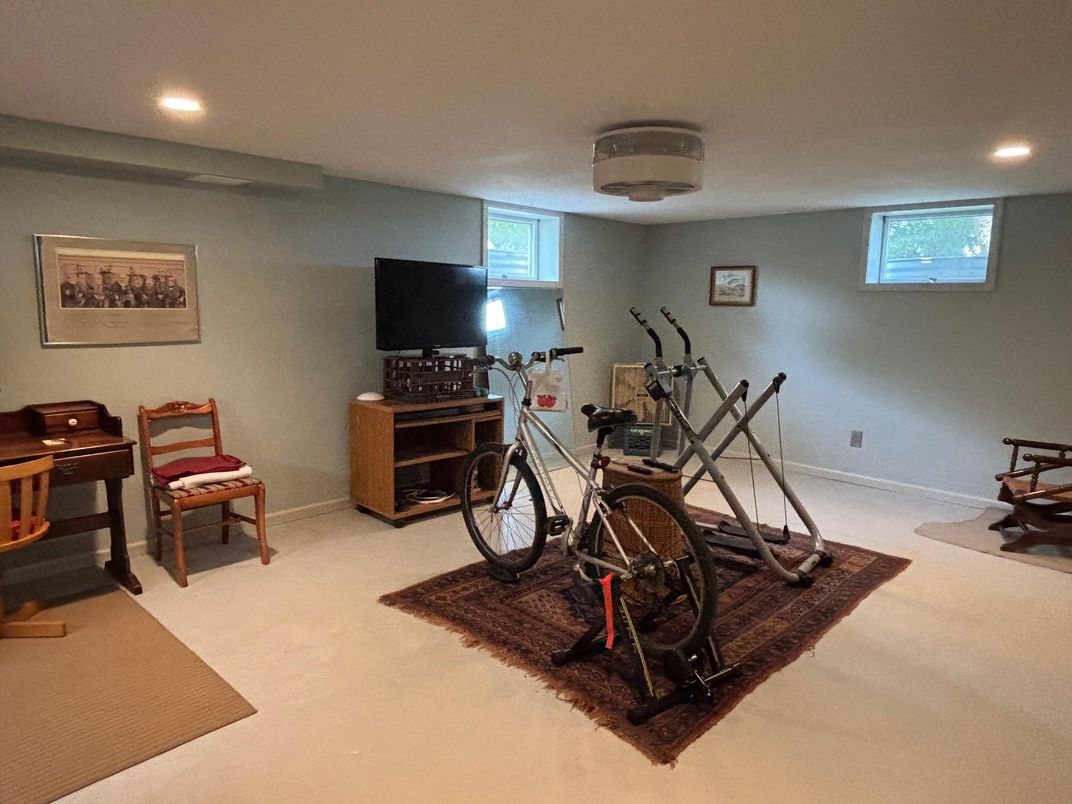 Fitness Equipment, Interior, Recessed Lighting