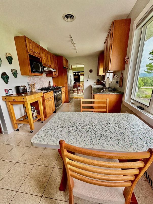 Dining room, Interior, Kitchen, Stainless Steel Appliances