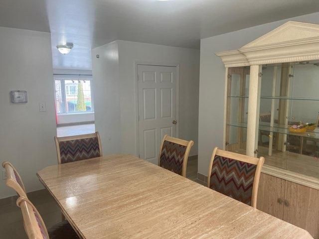 Dining room, Interior